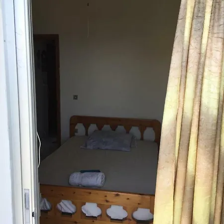 Nikitas Village House *